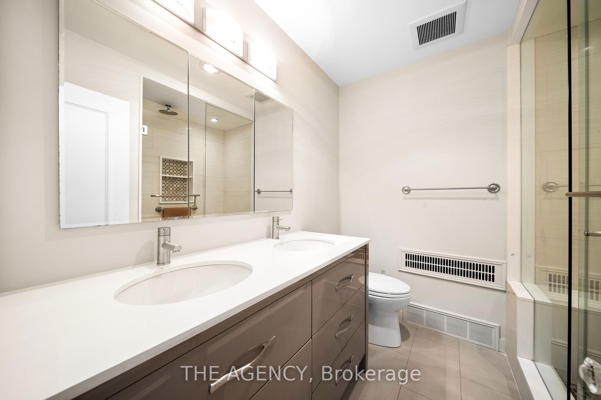 Photo 12 of 44 Elderwood Drive, Toronto, Forest Hill South — HOMEH