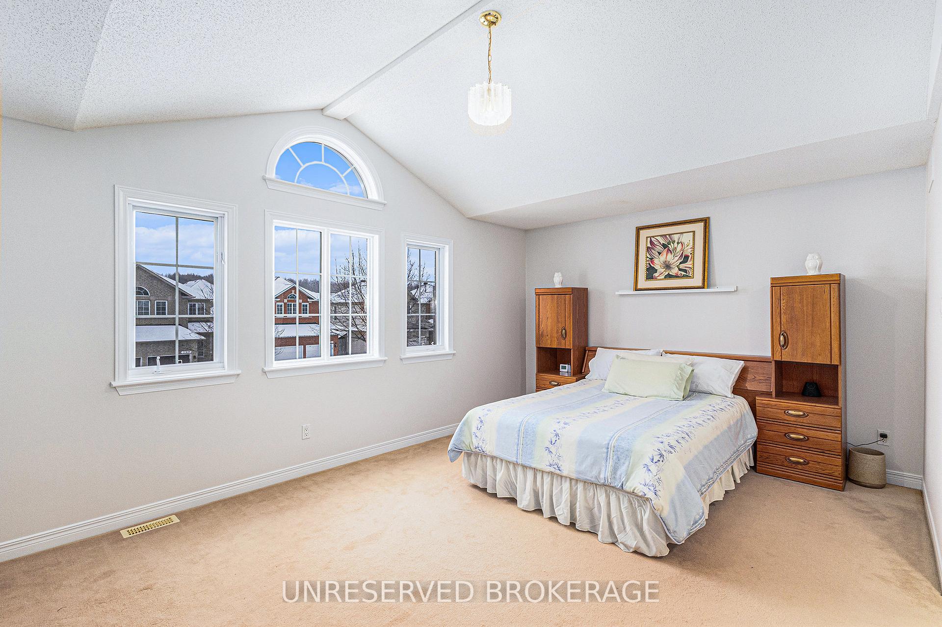 Photo 13 of 1146 Rocky Harbour Crescent, Ottawa, Riverside South/Gloucester Glen — HOMEH