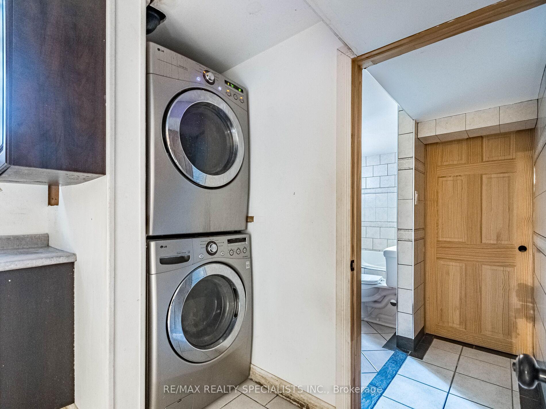 Photo 28 of 6 Endfield Avenue, Hamilton, Huntington — HOMEH