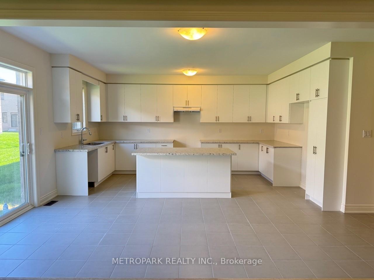 Photo 4 of 2205 Cayenne Street, Oshawa, Kedron — HOMEH