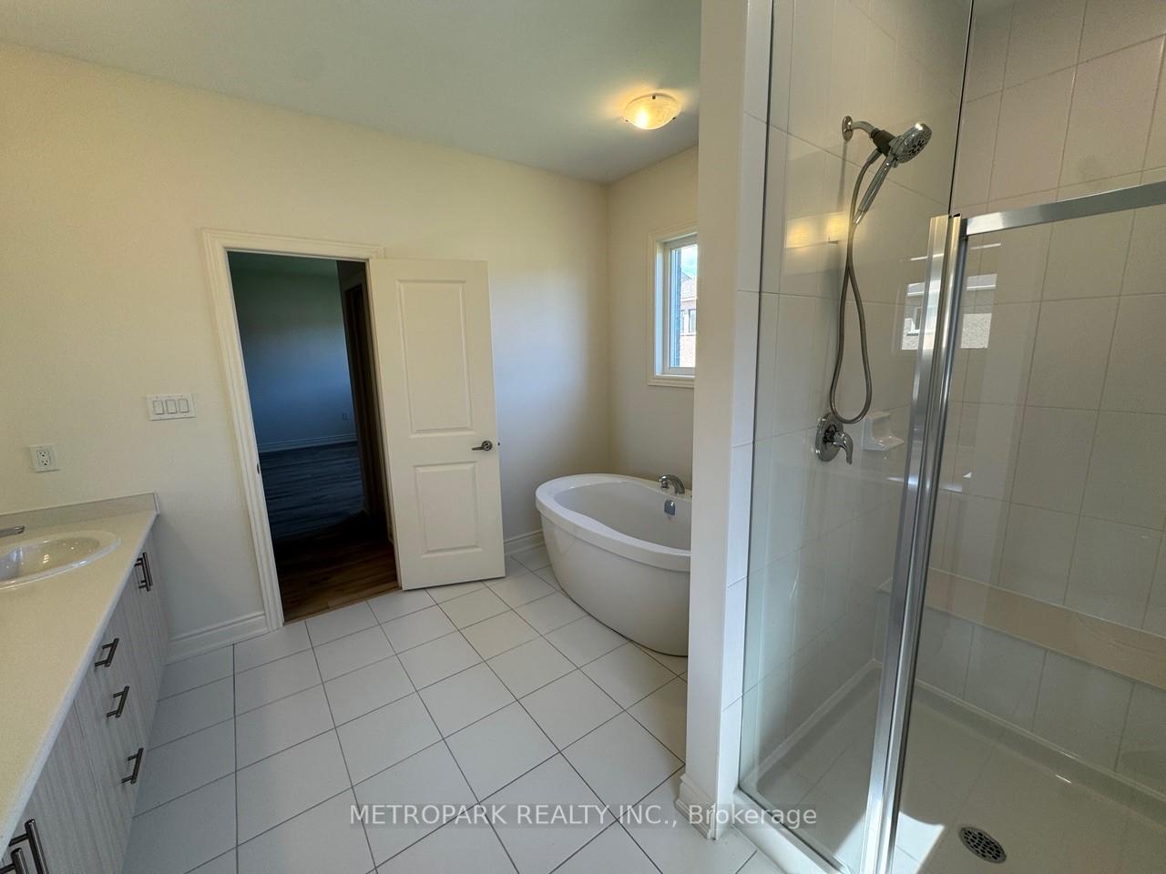 Photo 11 of 2205 Cayenne Street, Oshawa, Kedron — HOMEH