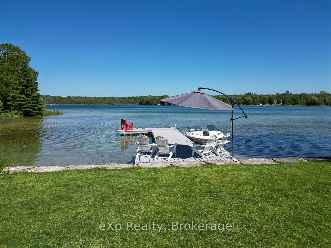Photo 2 of 135 Lakeview Road, Chatsworth — HOMEH