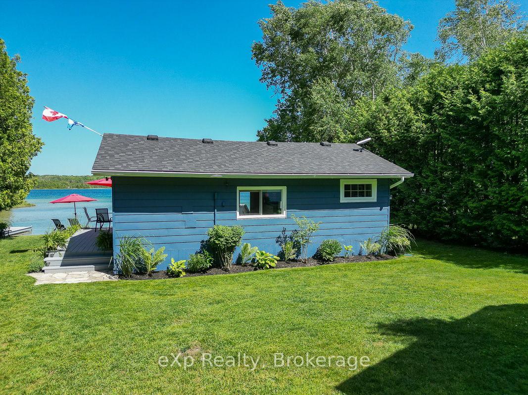 Photo 15 of 135 Lakeview Road, Chatsworth — HOMEH