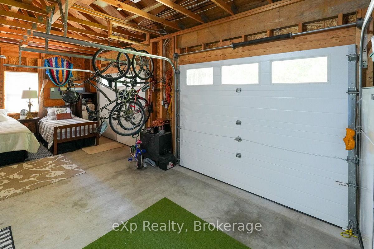 Photo 19 of 135 Lakeview Road, Chatsworth — HOMEH
