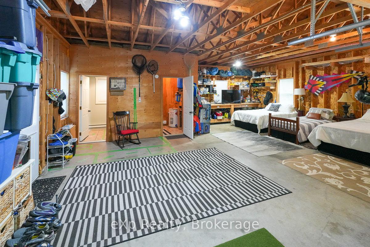 Photo 20 of 135 Lakeview Road, Chatsworth — HOMEH