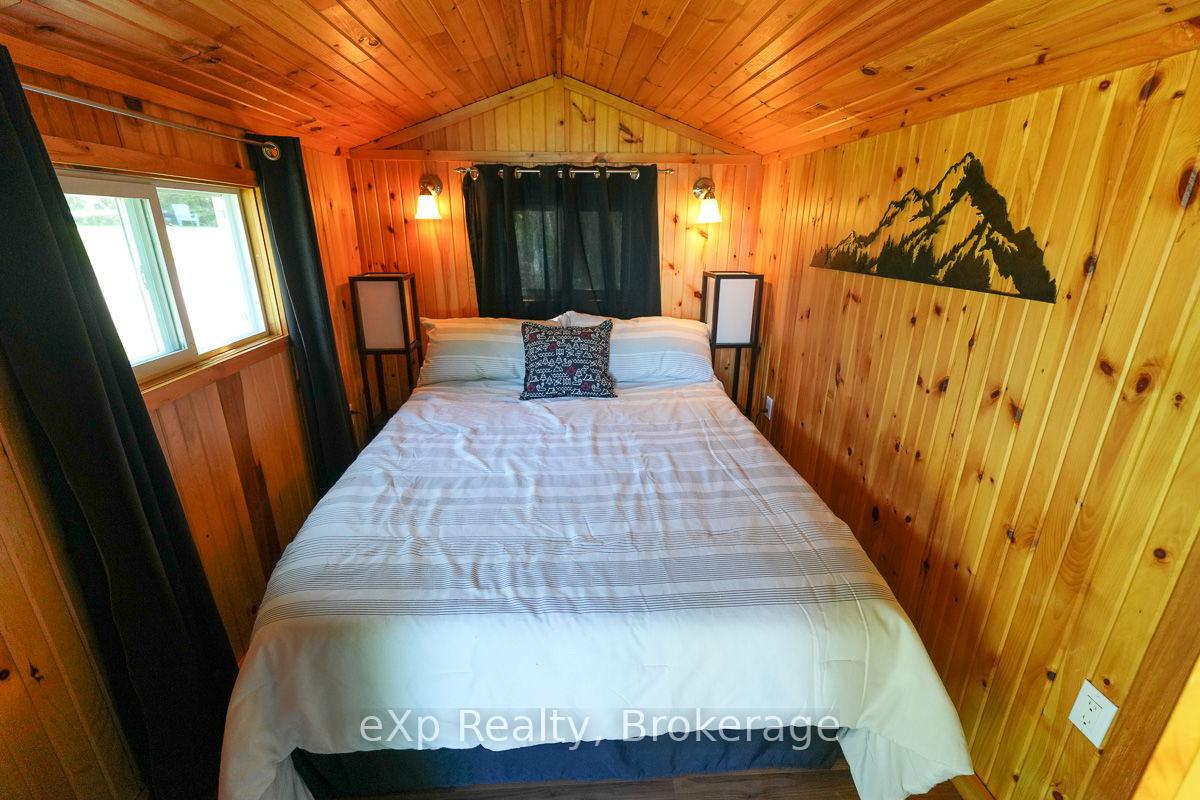 Photo 17 of 135 Lakeview Road, Chatsworth — HOMEH