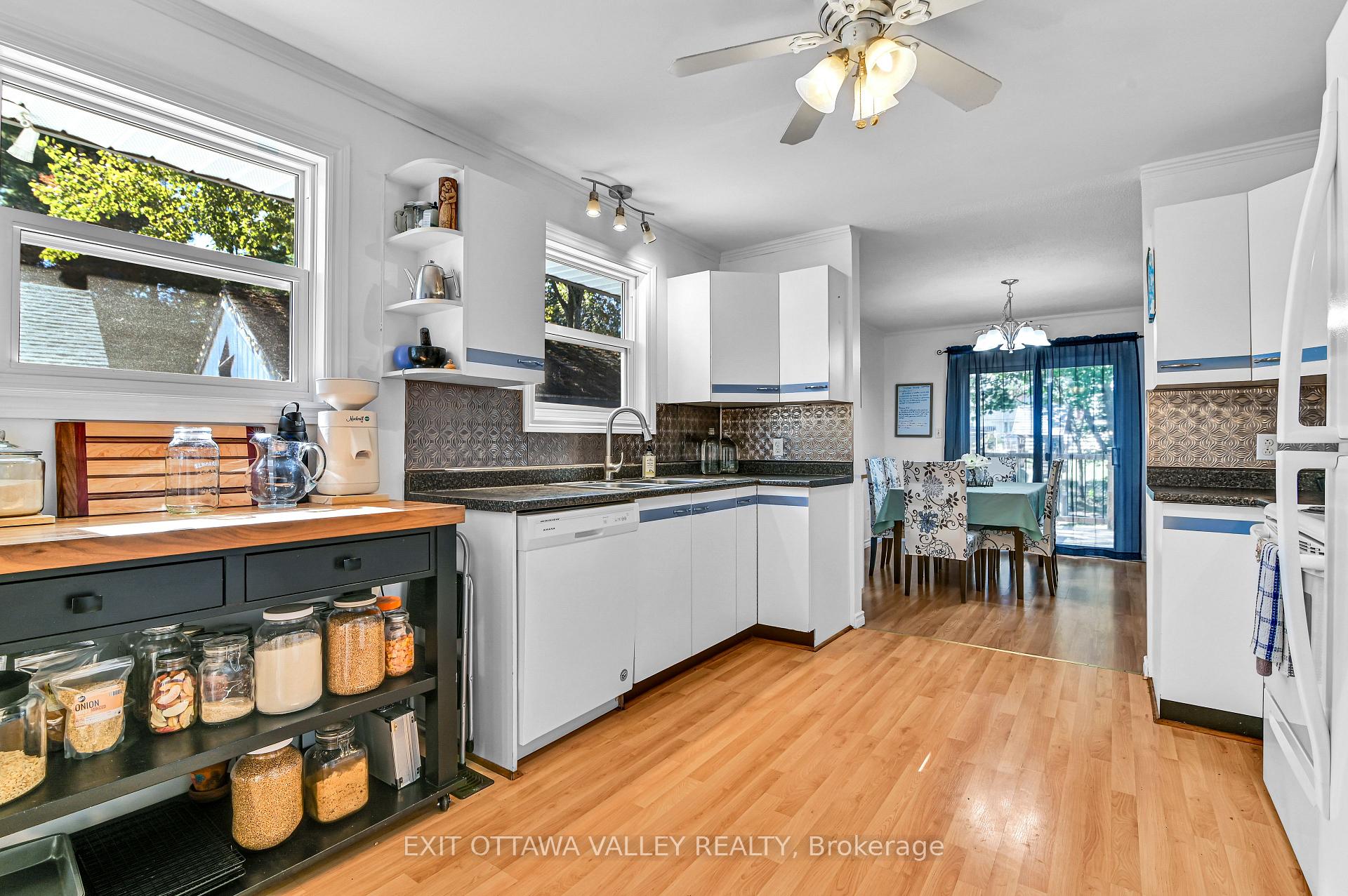 Photo 12 of 77 Doran Street, Petawawa — HOMEH