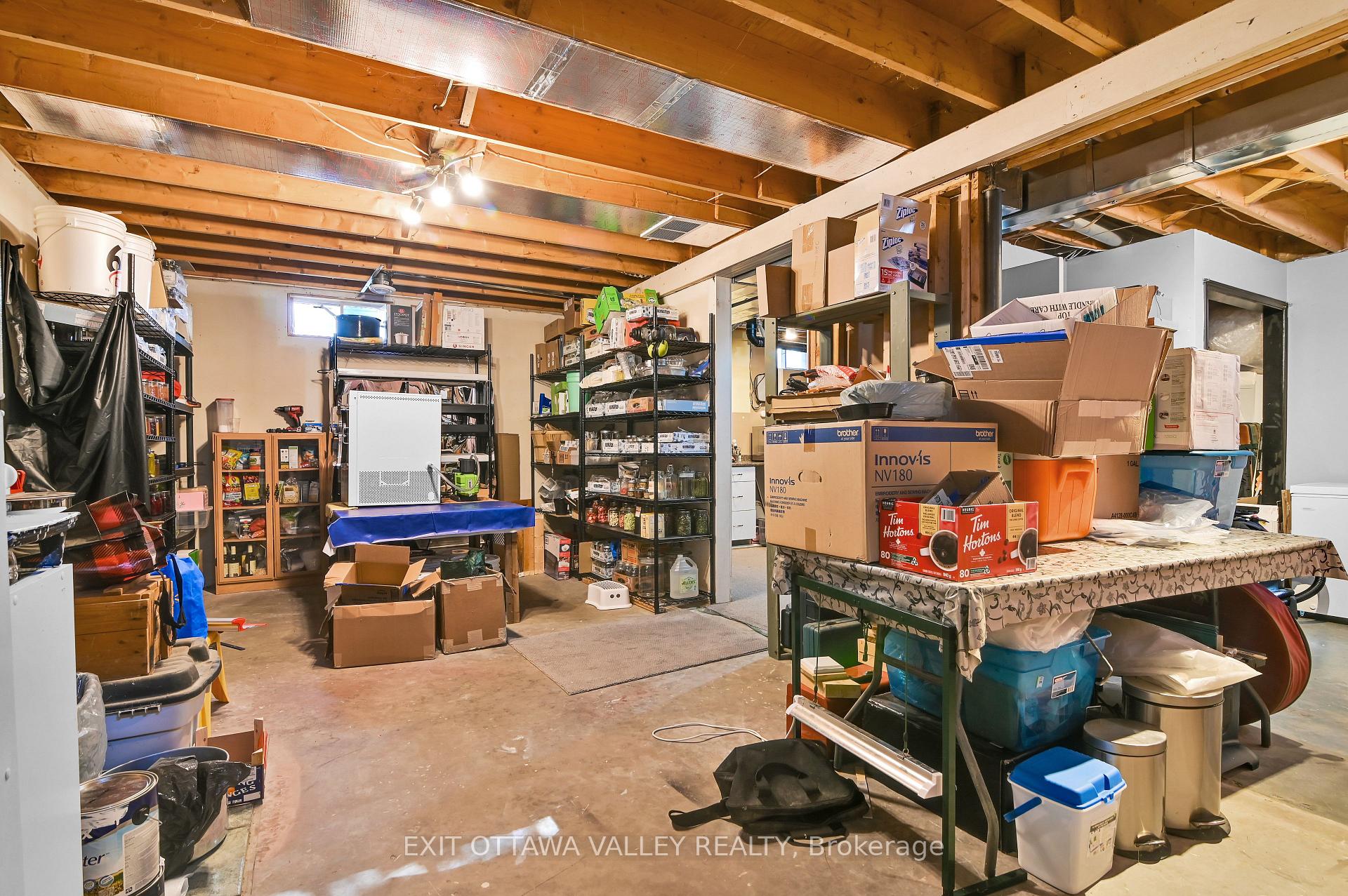 Photo 25 of 77 Doran Street, Petawawa — HOMEH