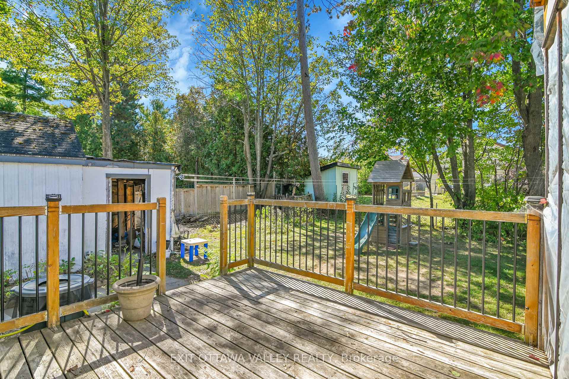 Photo 35 of 77 Doran Street, Petawawa — HOMEH