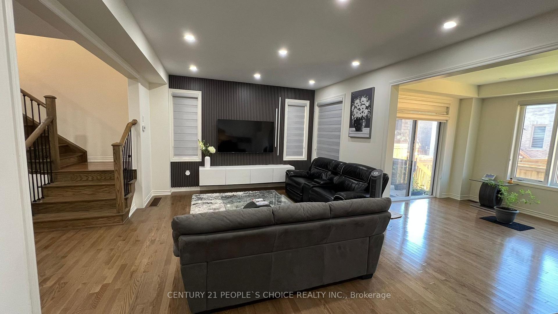 Photo 4 of 2120 Coppermine Street, Oshawa, Kedron — HOMEH