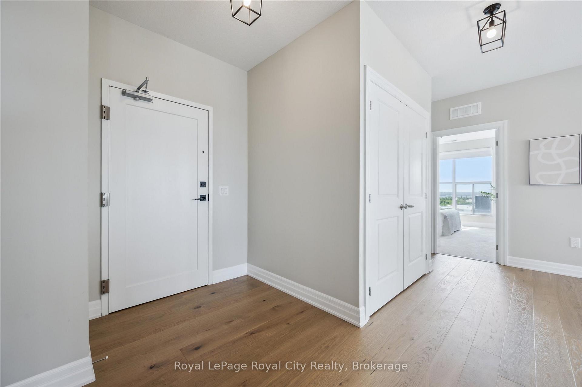 Photo 6 of Unit 1004, 1878 Gordon Street, Guelph, Pineridge/Westminster Woods — HOMEH