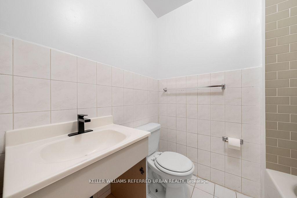Photo 14 of Unit Main, 46 Concord Avenue, Toronto, Palmerston-Little Italy — HOMEH