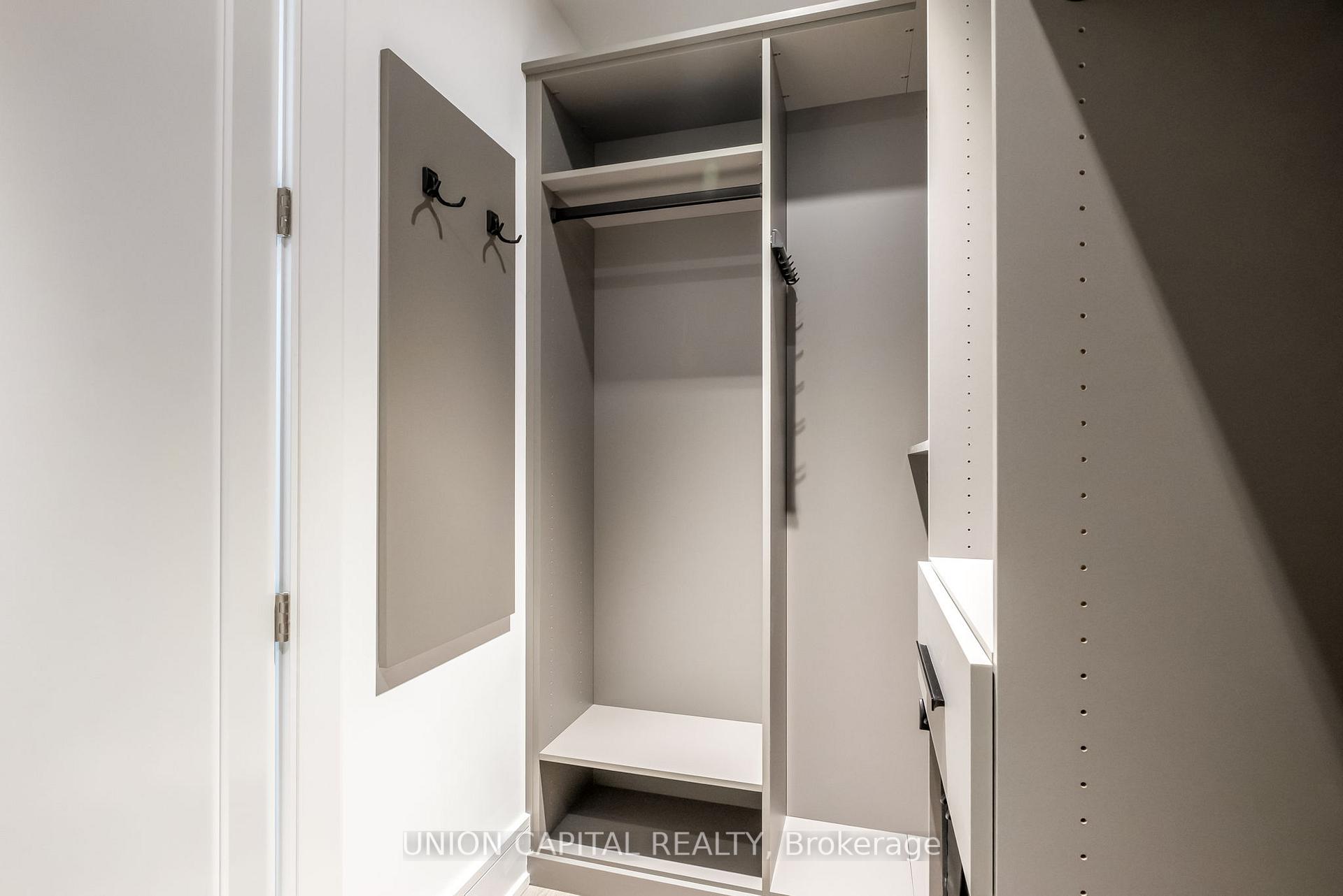 Photo 5 of Unit 19, 399 Royal Orchard Boulevard, Markham, Royal Orchard — HOMEH