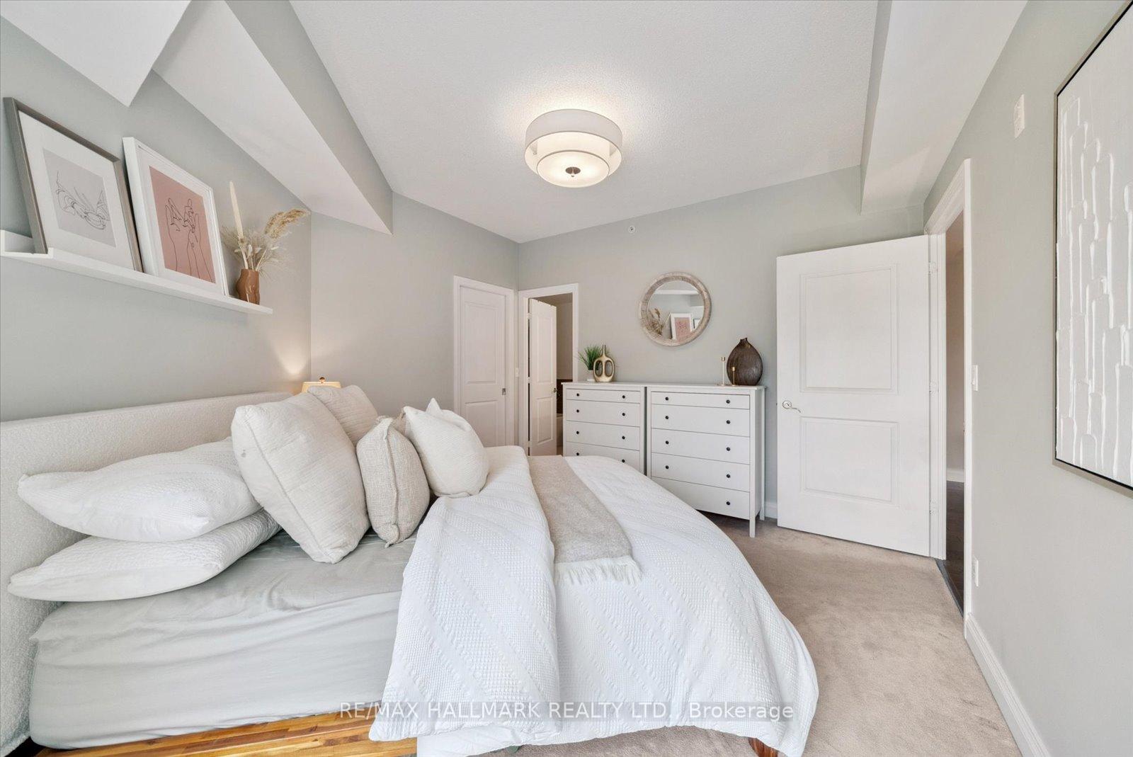 Photo 12 of Unit 311, 68 Main Street N, Markham, Old Markham Village — HOMEH