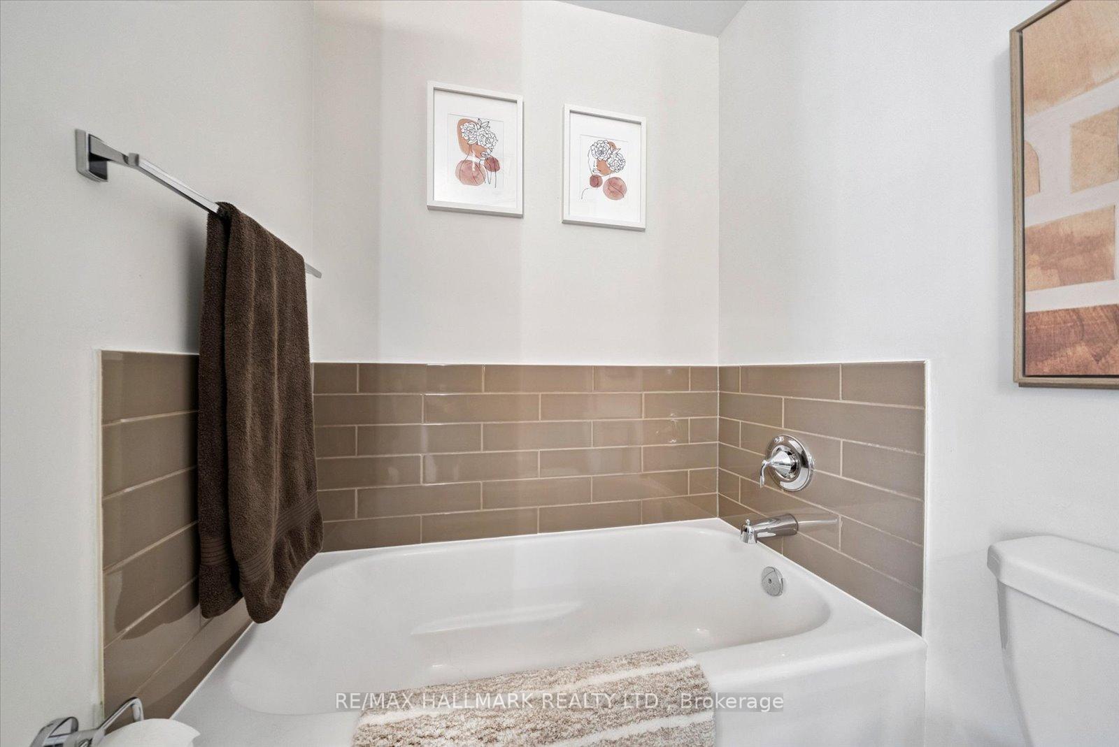 Photo 19 of Unit 311, 68 Main Street N, Markham, Old Markham Village — HOMEH