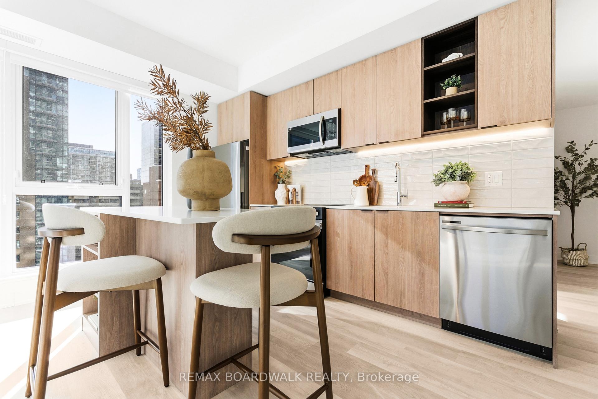Photo 5 of Unit 804, 391 Slater Street, Ottawa, Ottawa Centre — HOMEH