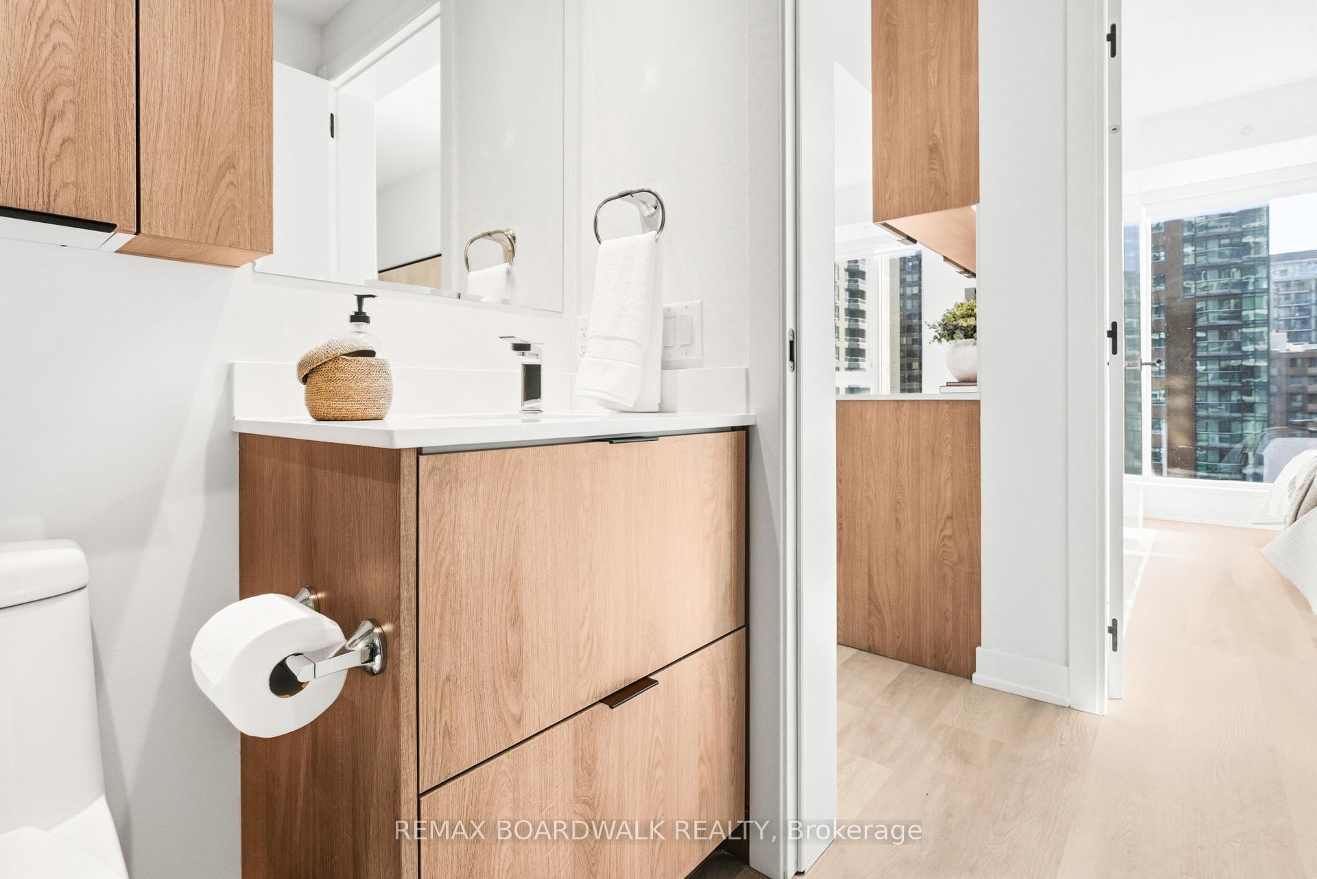 Photo 14 of Unit 804, 391 Slater Street, Ottawa, Ottawa Centre — HOMEH