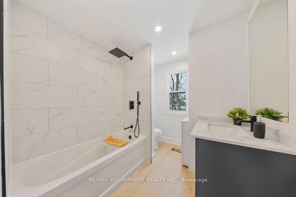 Photo 25 of 151 East 21st Street, Hamilton, Eastmount — HOMEH