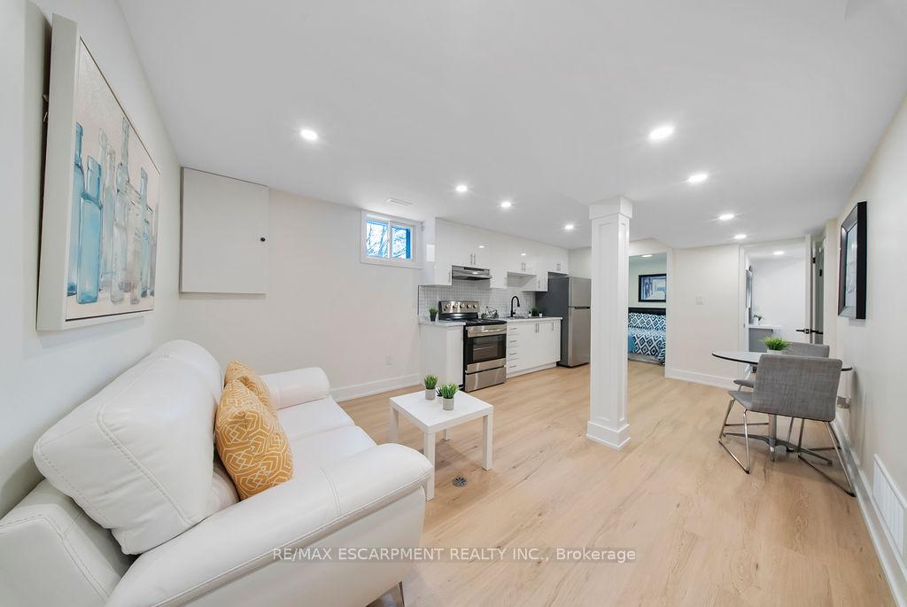 Photo 15 of 151 East 21st Street, Hamilton, Eastmount — HOMEH