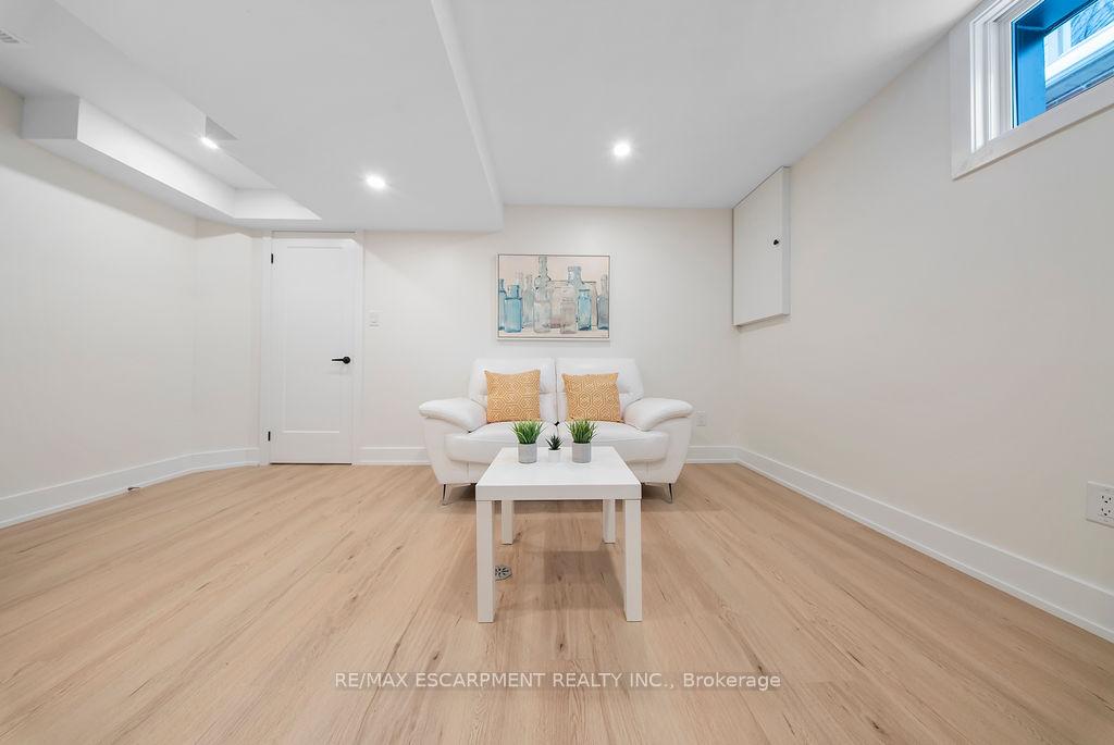 Photo 34 of 151 East 21st Street, Hamilton, Eastmount — HOMEH
