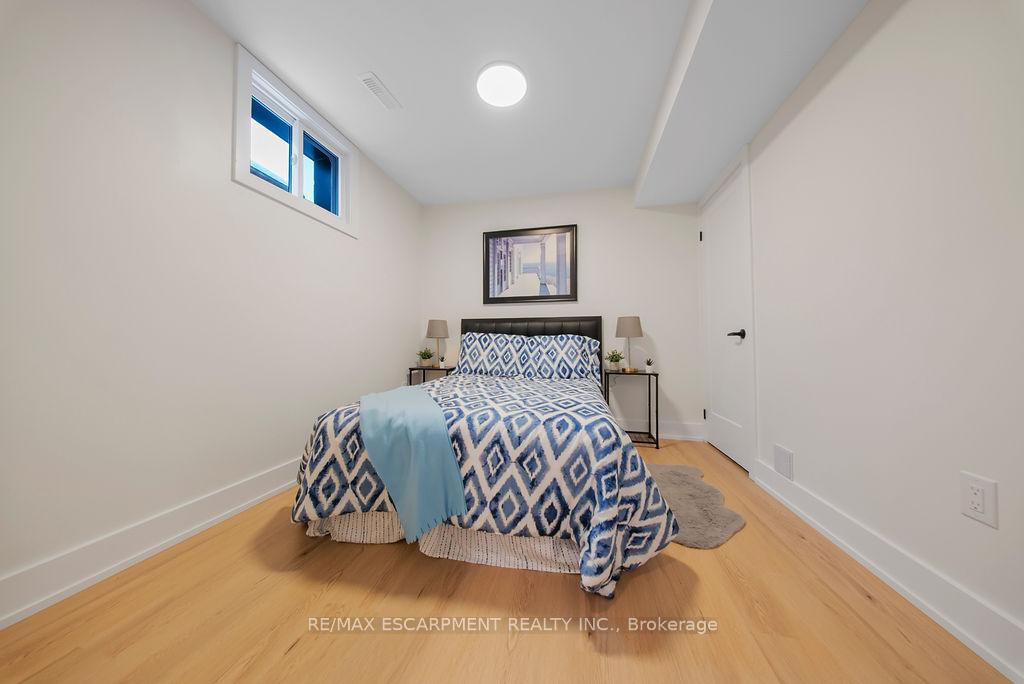 Photo 23 of 151 East 21st Street, Hamilton, Eastmount — HOMEH
