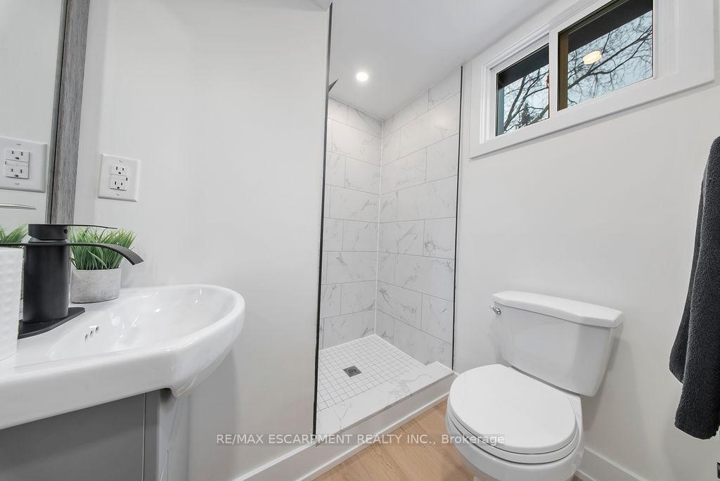 Photo 37 of 151 East 21st Street, Hamilton, Eastmount — HOMEH