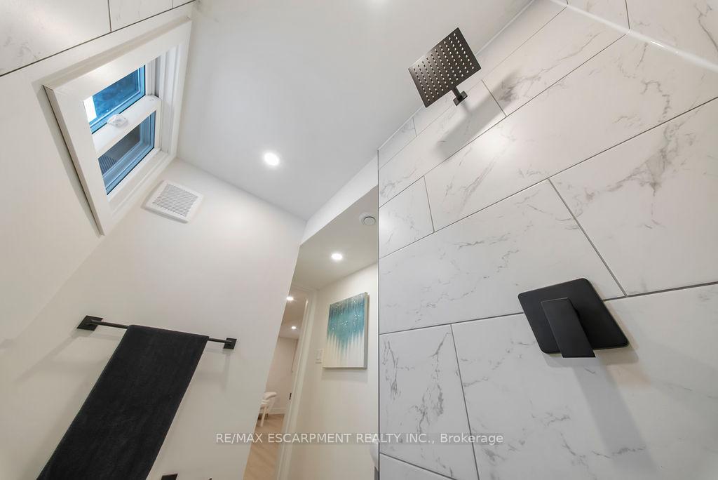 Photo 22 of 151 East 21st Street, Hamilton, Eastmount — HOMEH