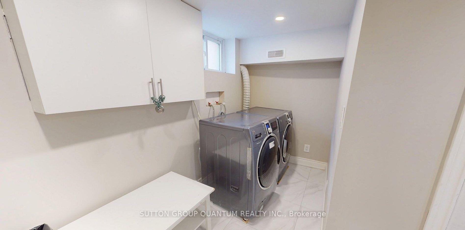 Photo 7 of 507 Upper James Street, Hamilton, Centremount — HOMEH