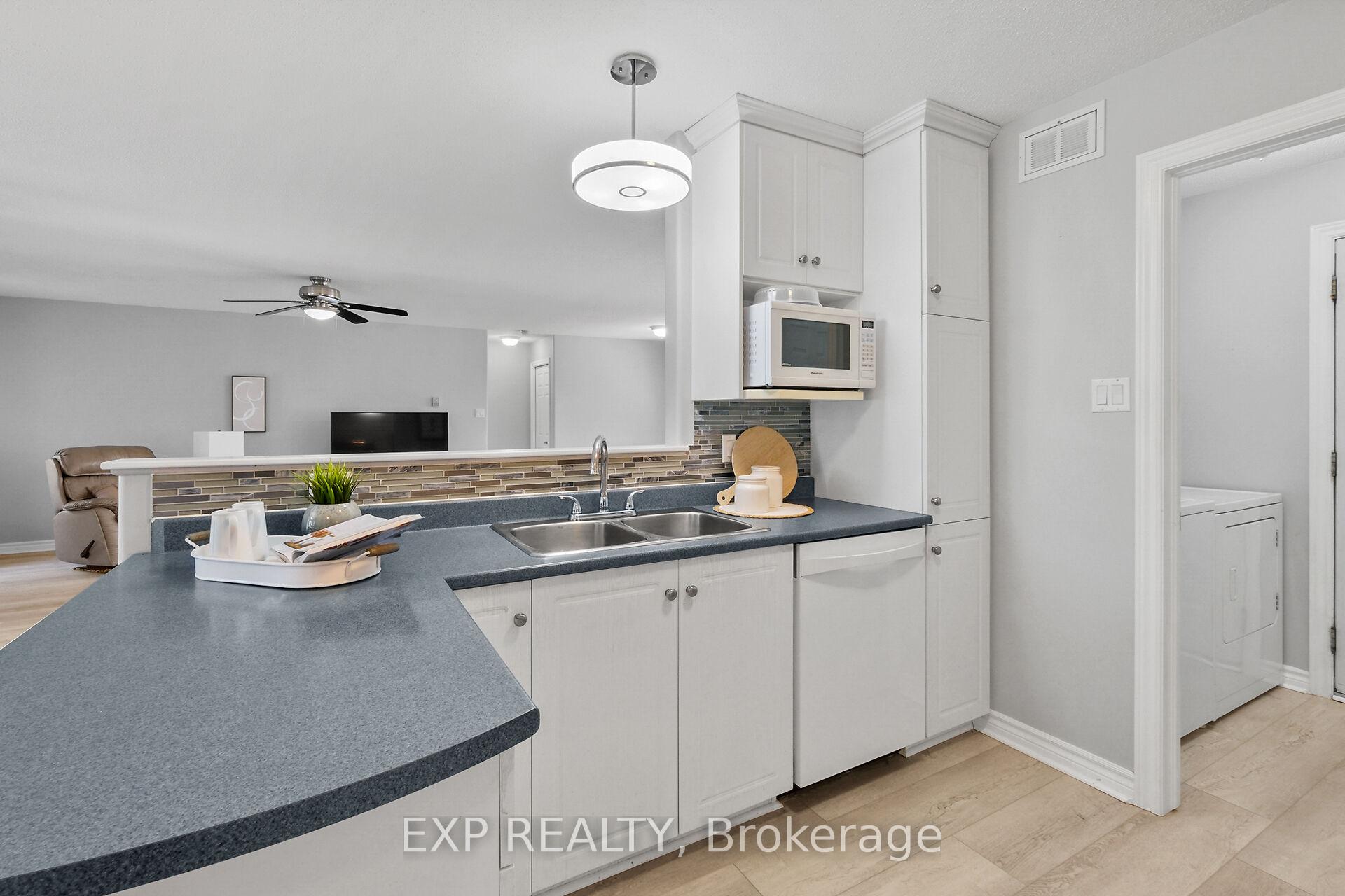 Photo 11 of 8059 Black Willow Lane, Ottawa, Metcalfe — HOMEH