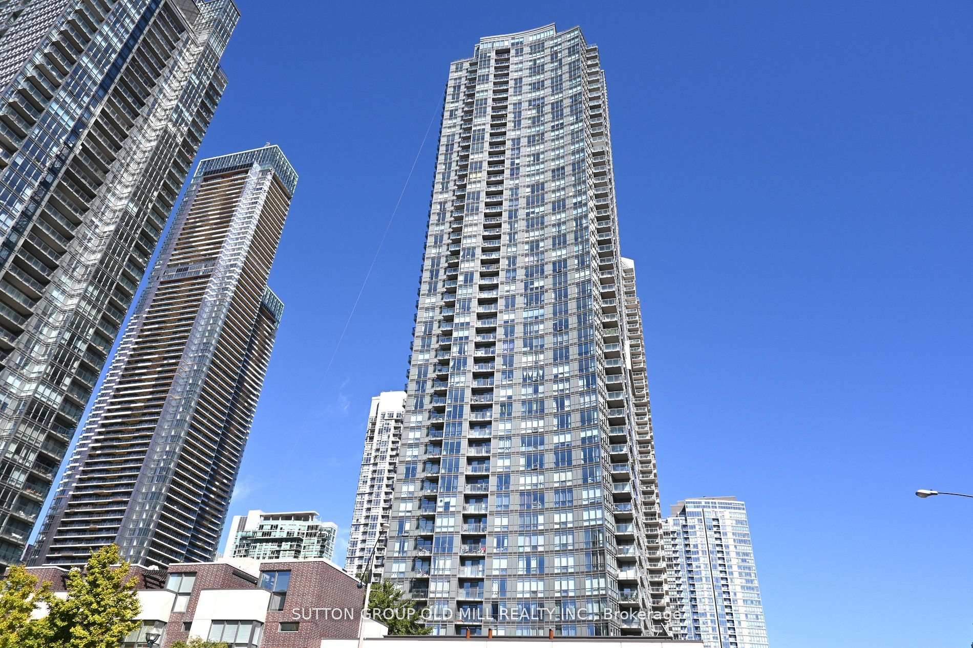 Front of Unit 3610, 11 Brunel Court