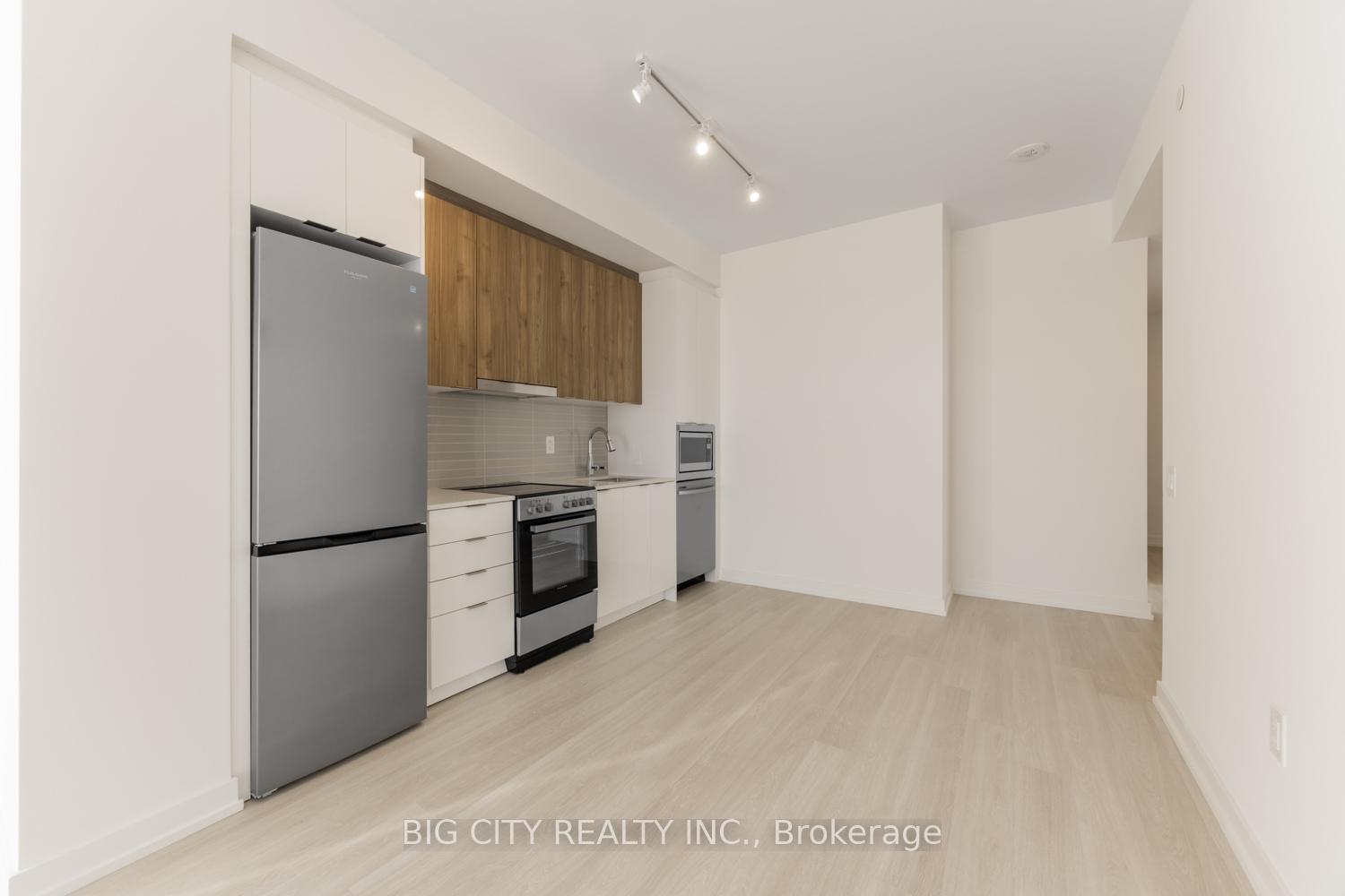 Photo 3 of Unit B803, 9751 Markham Road, Markham, Greensborough — HOMEH
