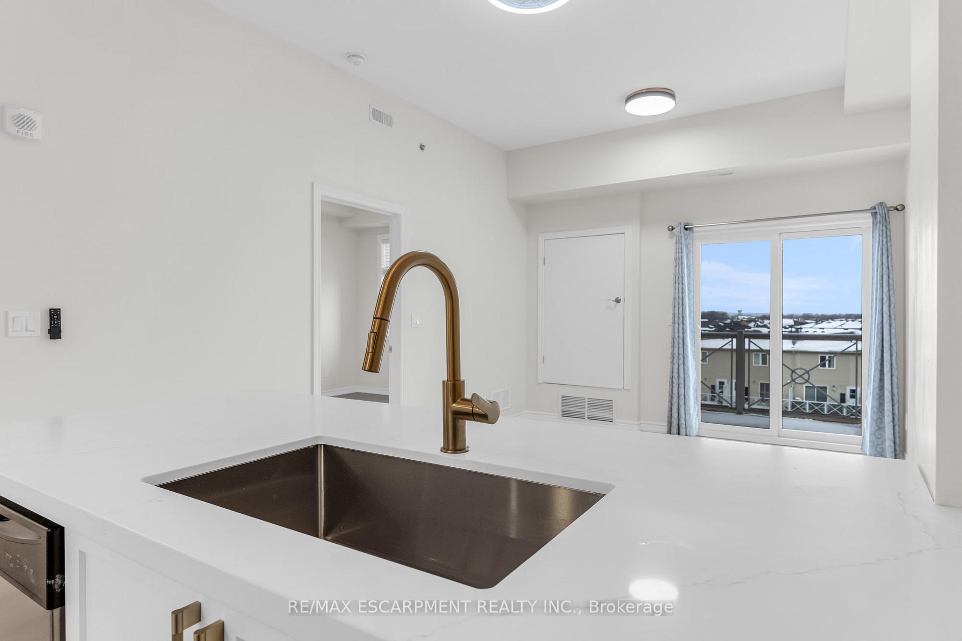 Photo 6 of Unit 411, 1370 Costigan Road, Milton, Clarke — HOMEH