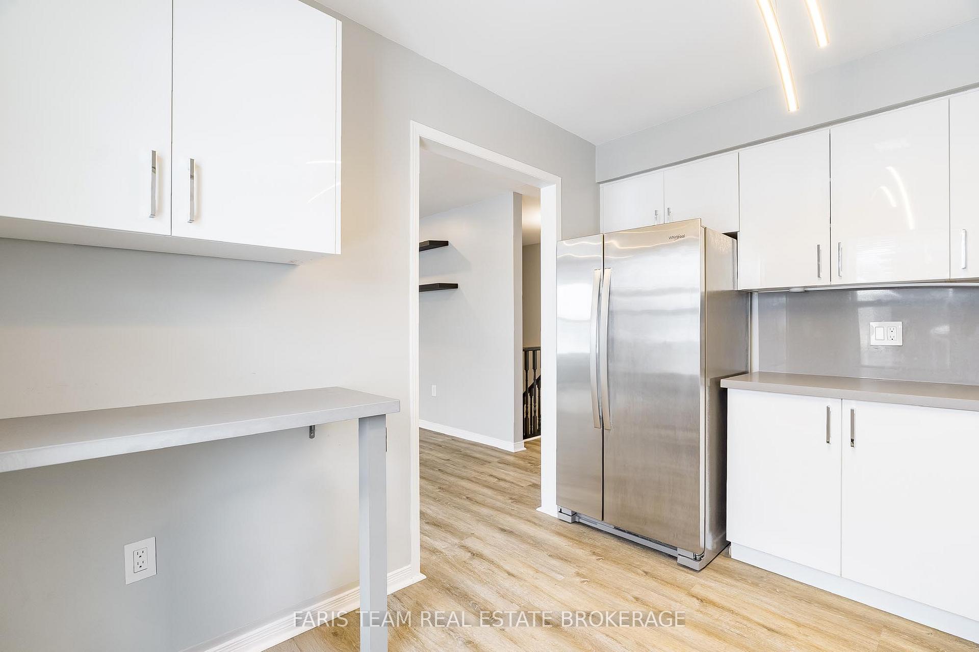 Photo 5 of Unit 34, 120 D'Ambrosio Drive, Barrie, Painswick North — HOMEH