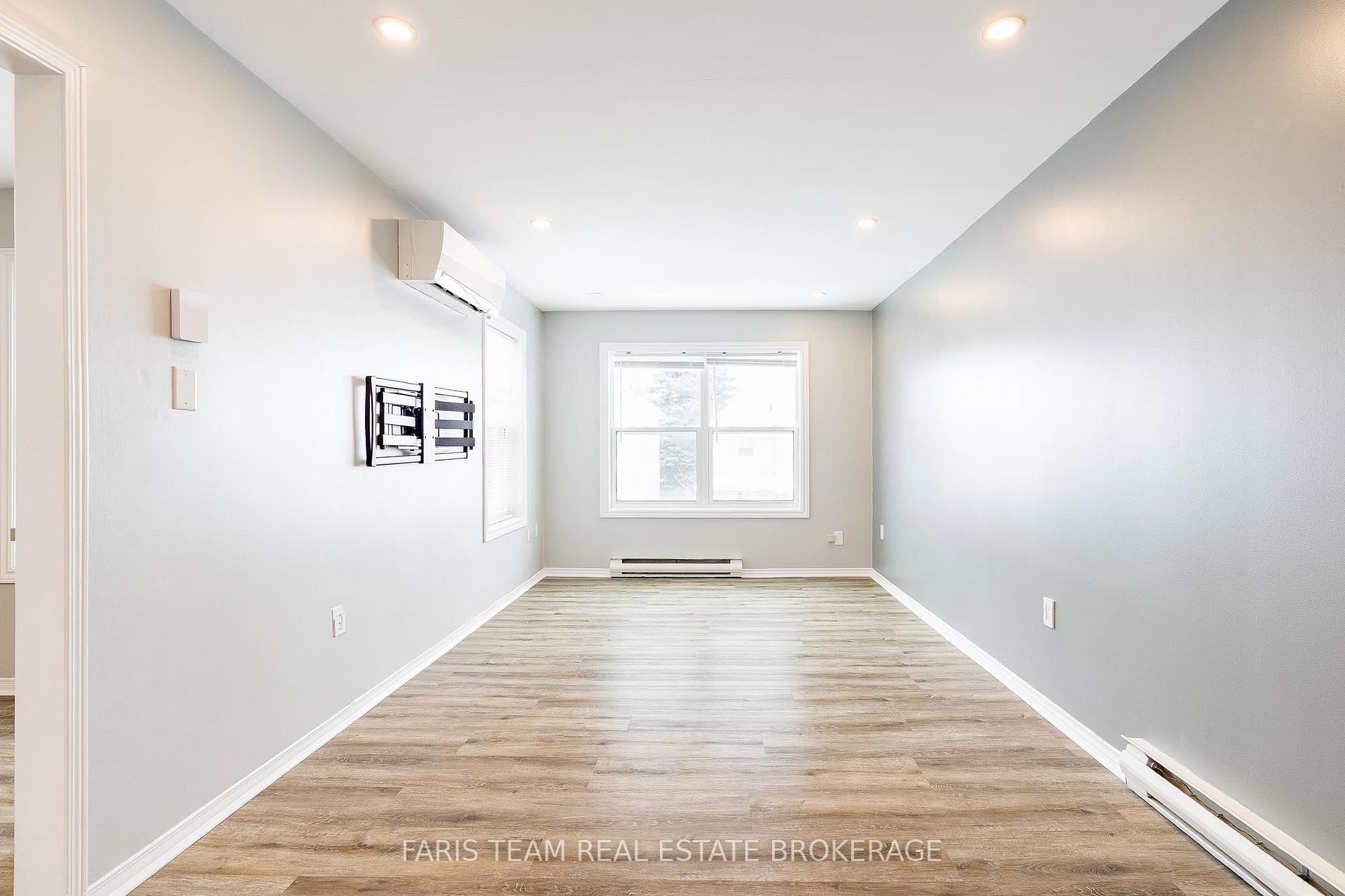Photo 12 of Unit 34, 120 D'Ambrosio Drive, Barrie, Painswick North — HOMEH