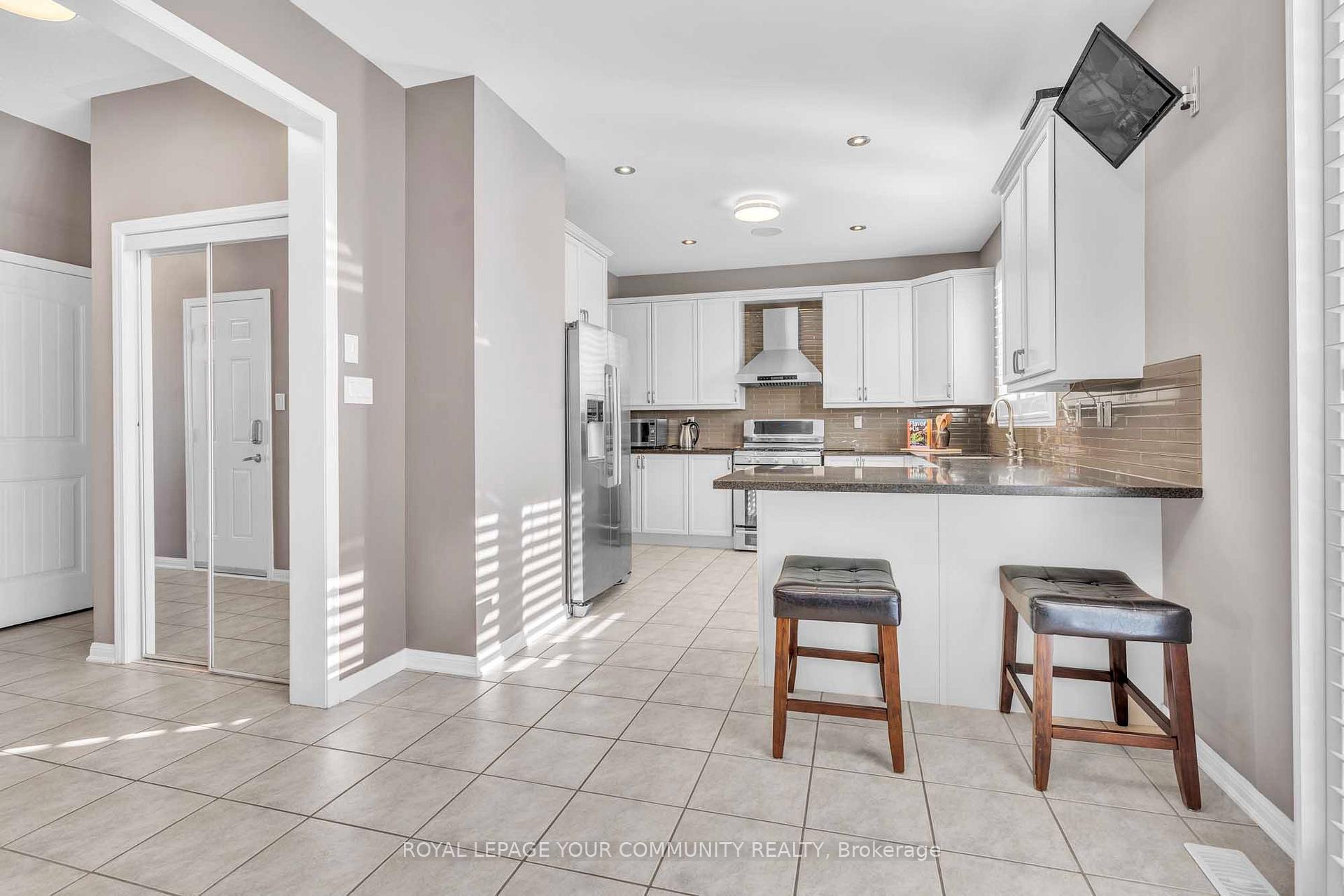 Photo 8 of 417 Tonelli Lane, Milton, Harrison — HOMEH