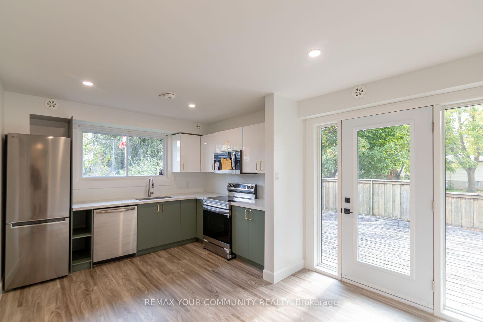 Photo 3 of Unit 4, 69 Blythwood Road N, Waterloo — HOMEH