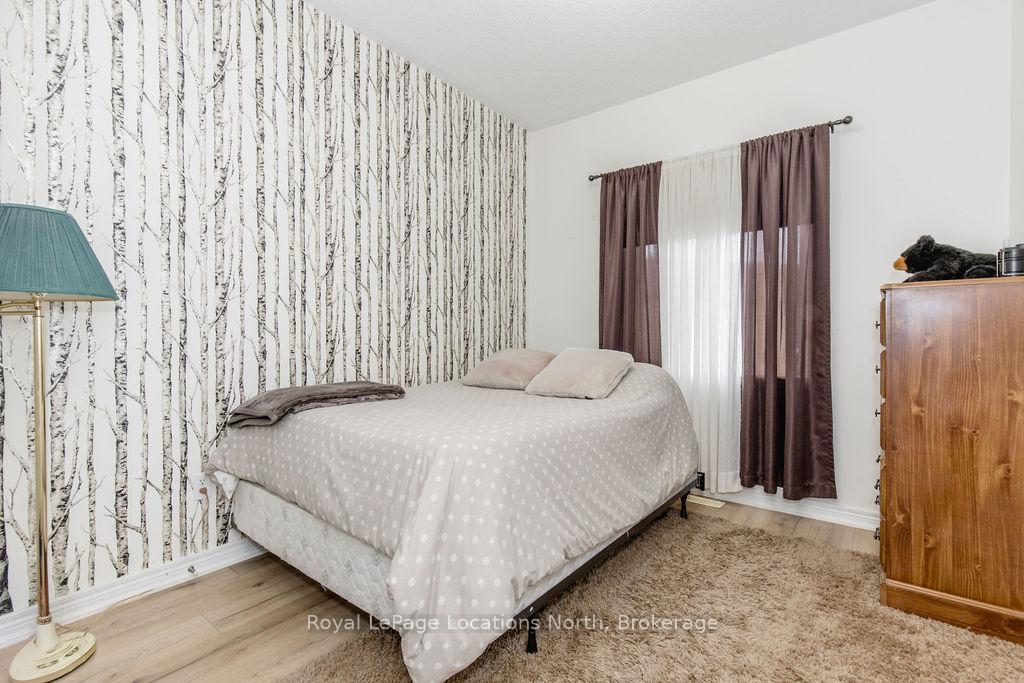Photo 25 of 46 Admiral Road, Wasaga Beach — HOMEH