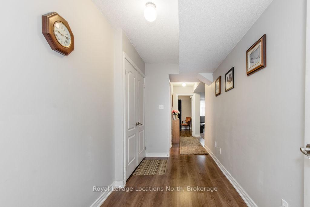Photo 17 of 46 Admiral Road, Wasaga Beach — HOMEH