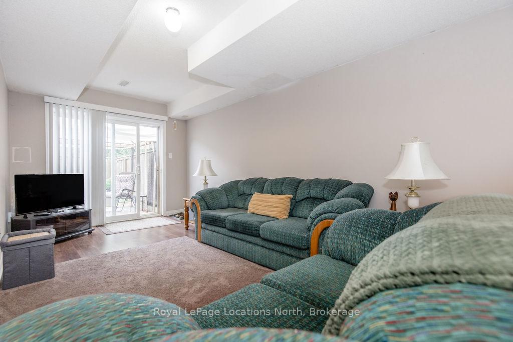 Photo 19 of 46 Admiral Road, Wasaga Beach — HOMEH