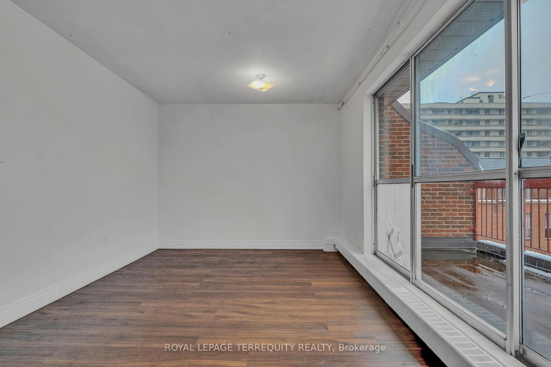 Photo 23 of Unit 224, 10 Eddystone Avenue, North York, Glenfield-Jane Heights — HOMEH