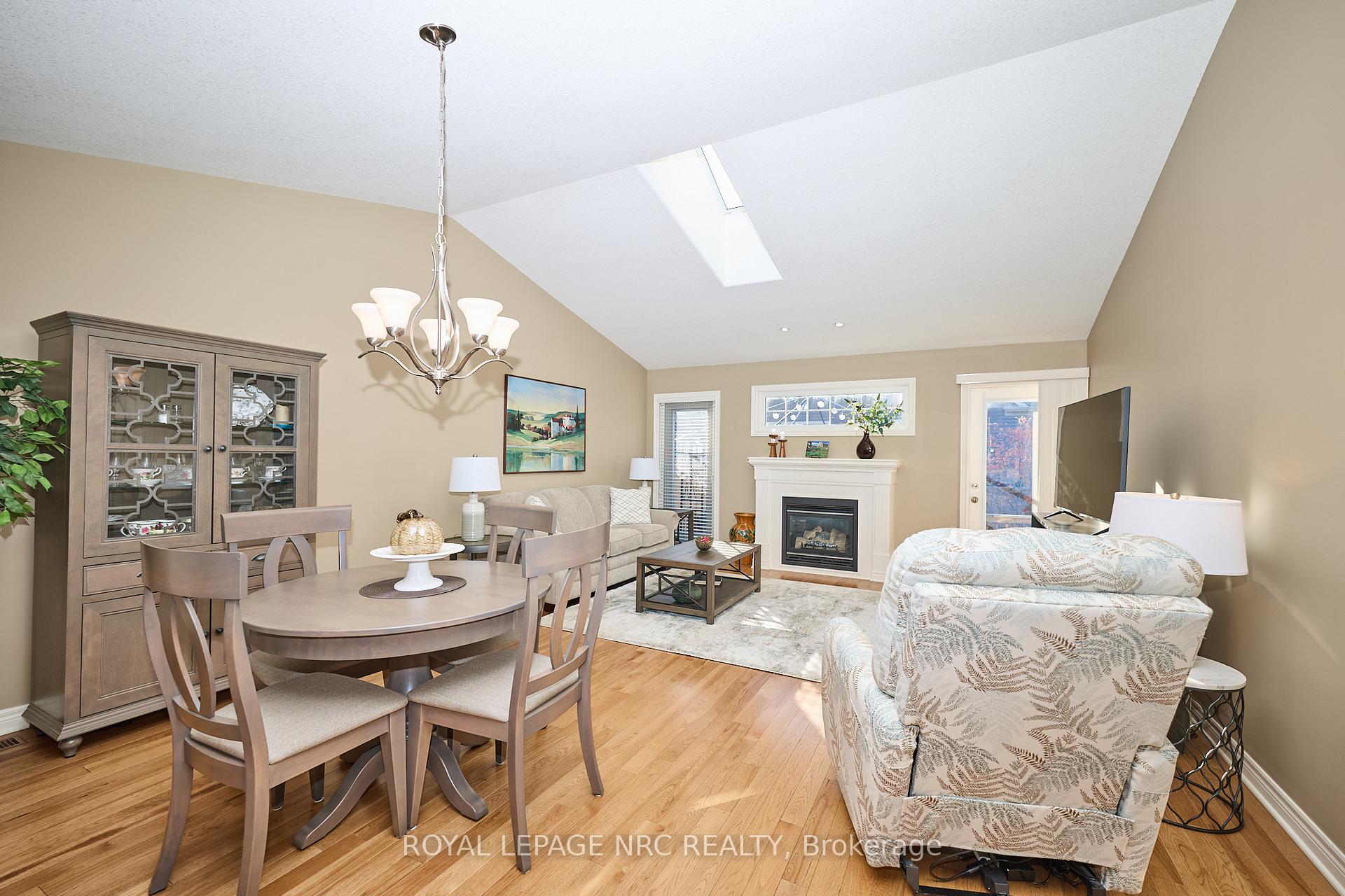 Photo 4 of Unit 8, 603 Welland Avenue, St. Catharines, Carlton/Bunting — HOMEH