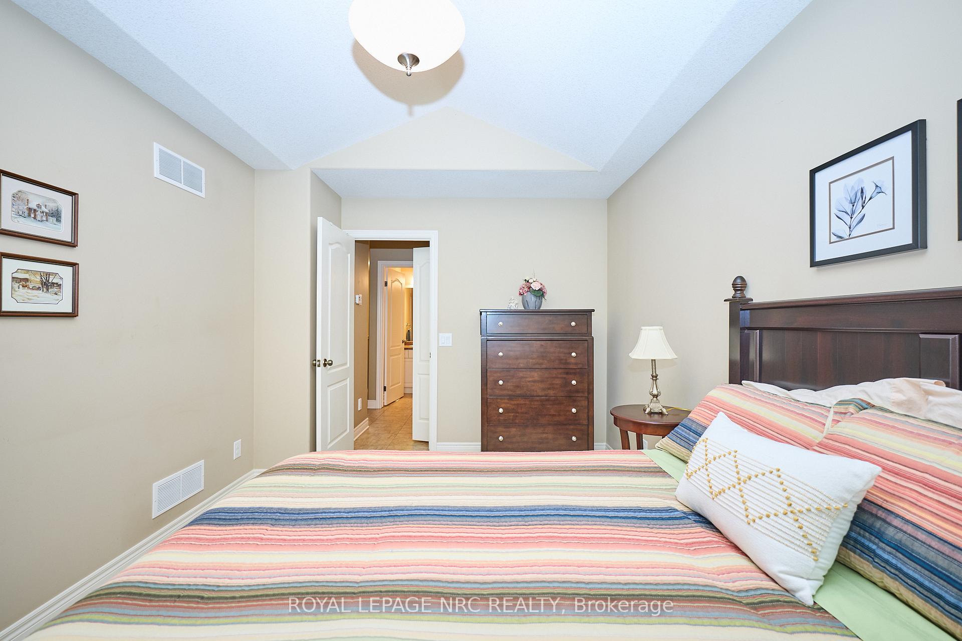 Photo 19 of Unit 8, 603 Welland Avenue, St. Catharines, Carlton/Bunting — HOMEH