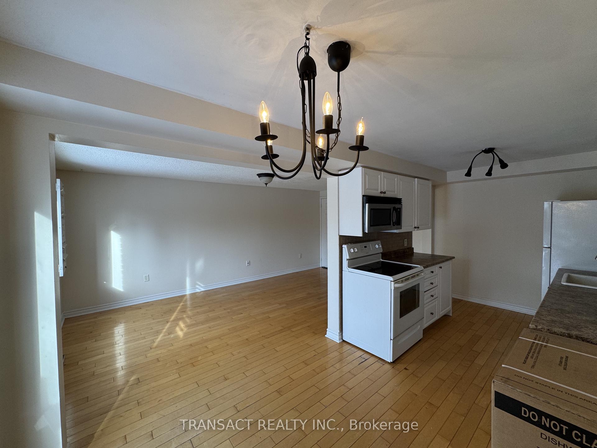 Photo 6 of 154 Sydenham Wells, Barrie, Georgian Drive — HOMEH