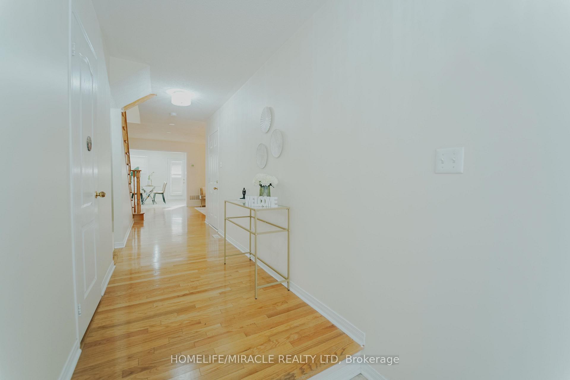 Photo 22 of 169 Crystal Glen Crescent, Brampton, Credit Valley — HOMEH