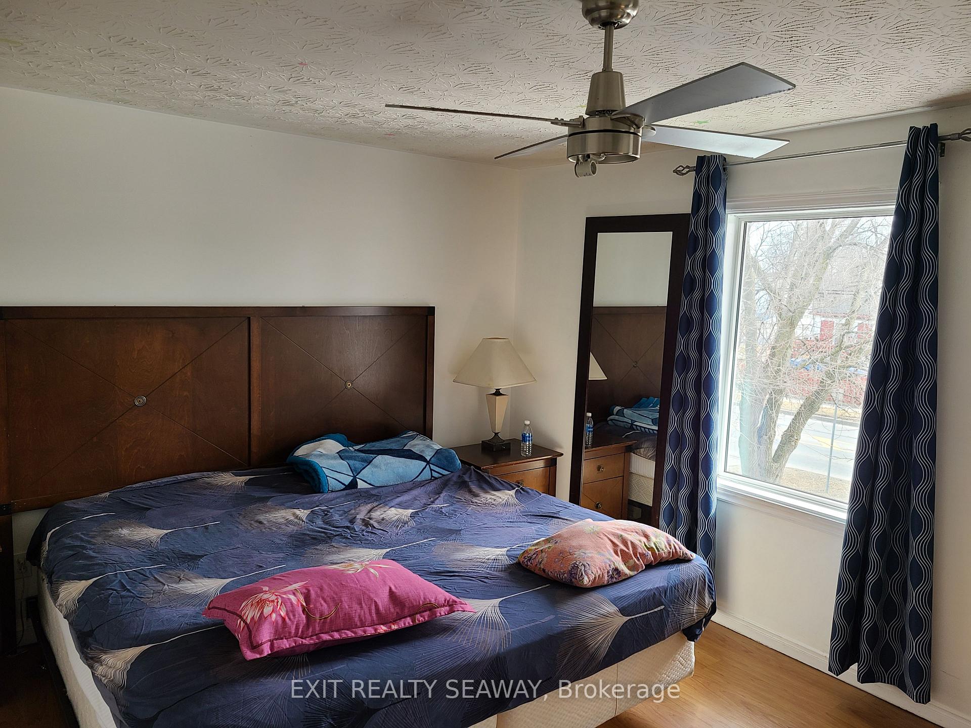 Photo 6 of 471 Eleventh Street East, Cornwall — HOMEH