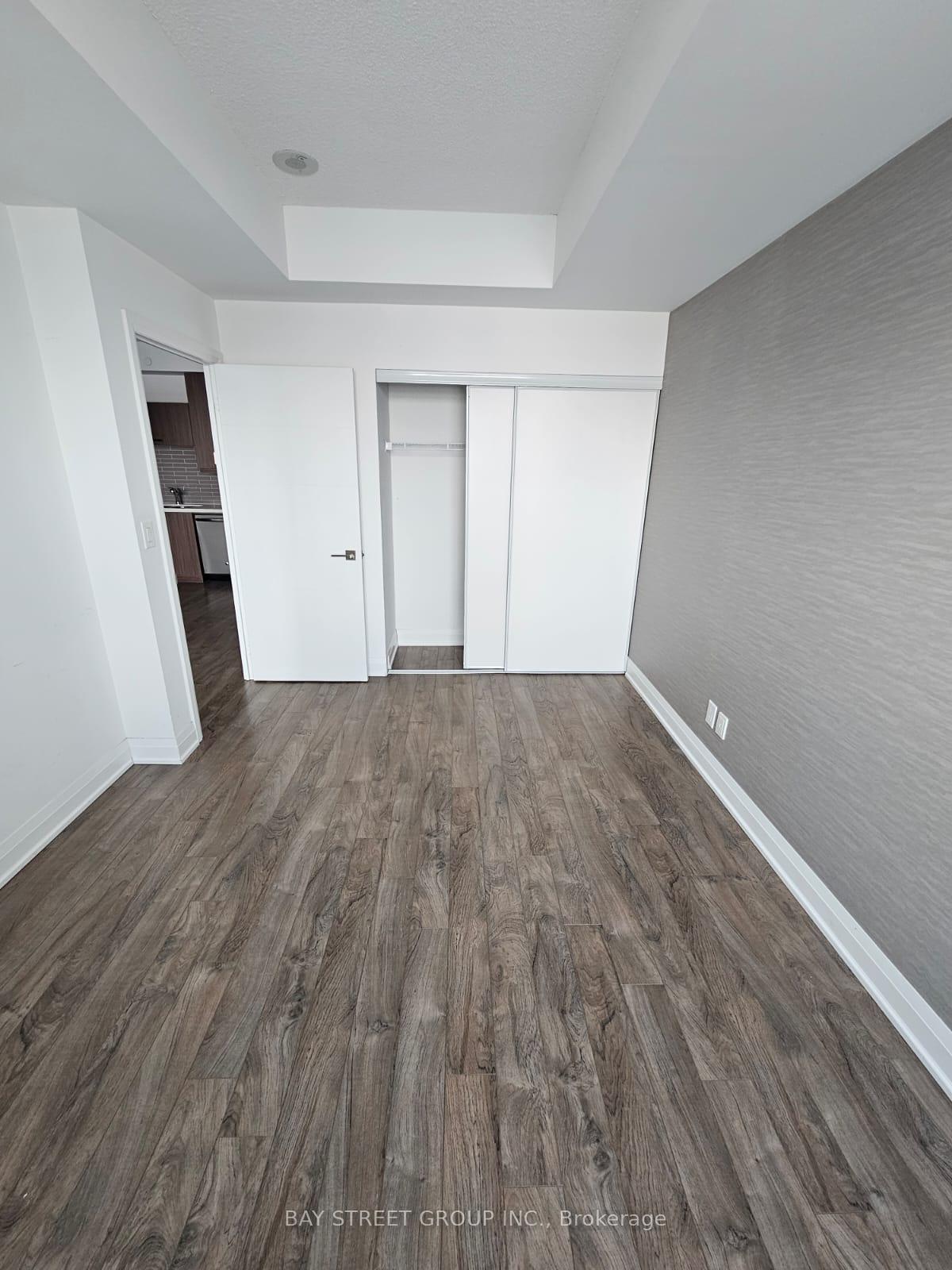 Photo 6 of Unit 315, 28 uptown Drive, Markham, Unionville — HOMEH