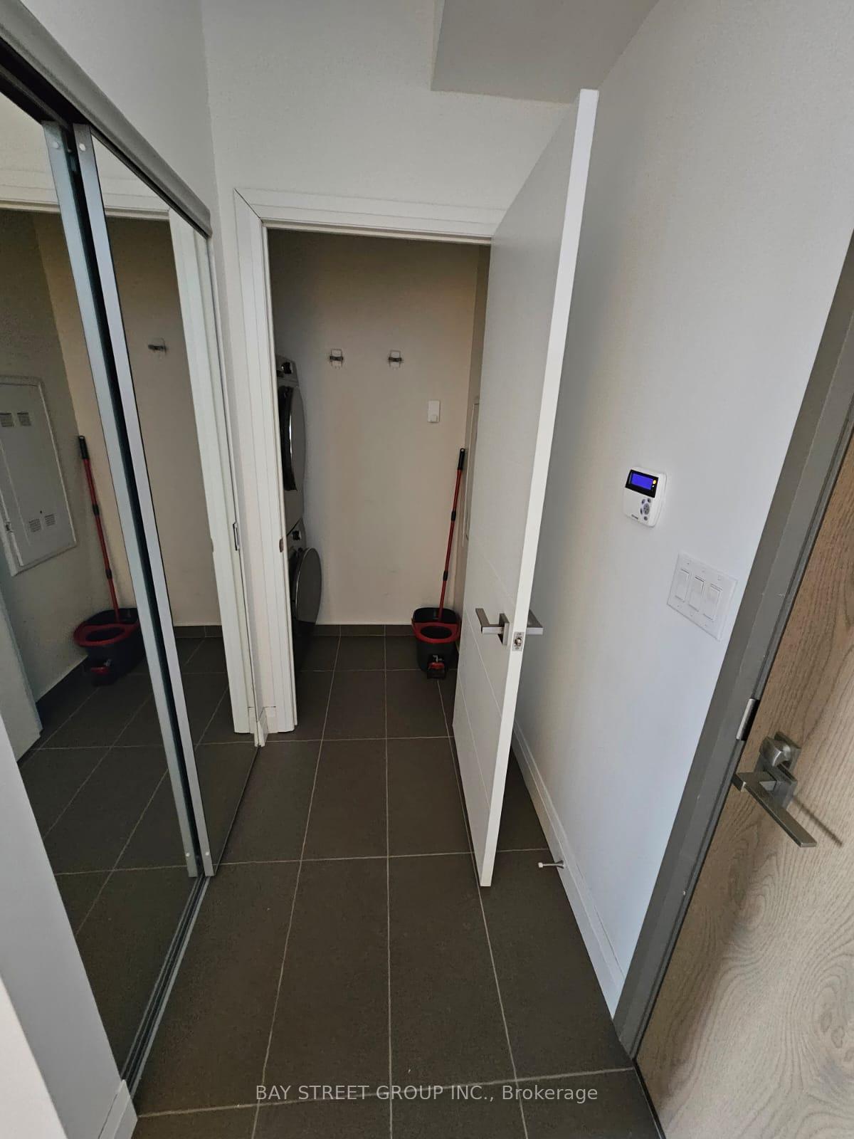 Photo 7 of Unit 315, 28 uptown Drive, Markham, Unionville — HOMEH