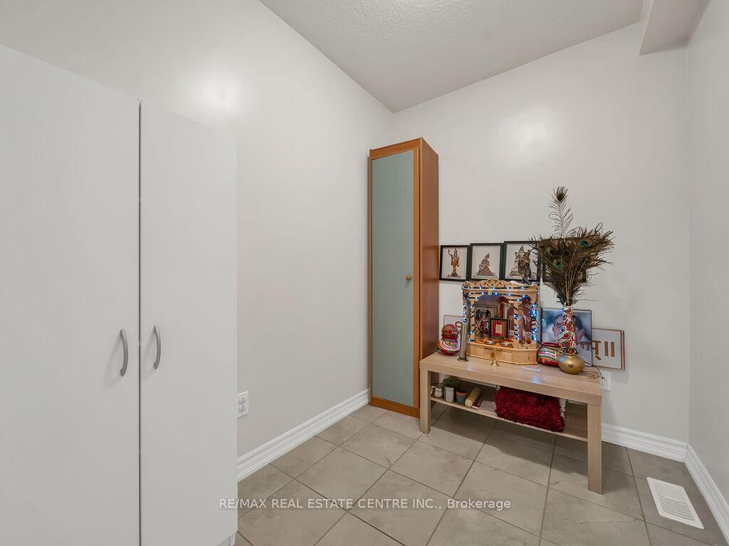Photo 12 of 169 Summit Ridge Drive, Guelph, Grange Road — HOMEH