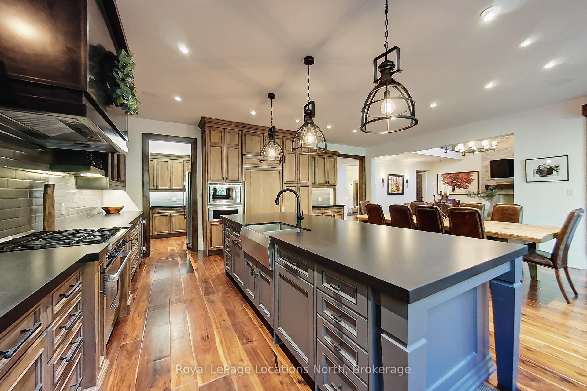 Photo 14 of 115 Ellis Drive, Barrie, 400 East — HOMEH