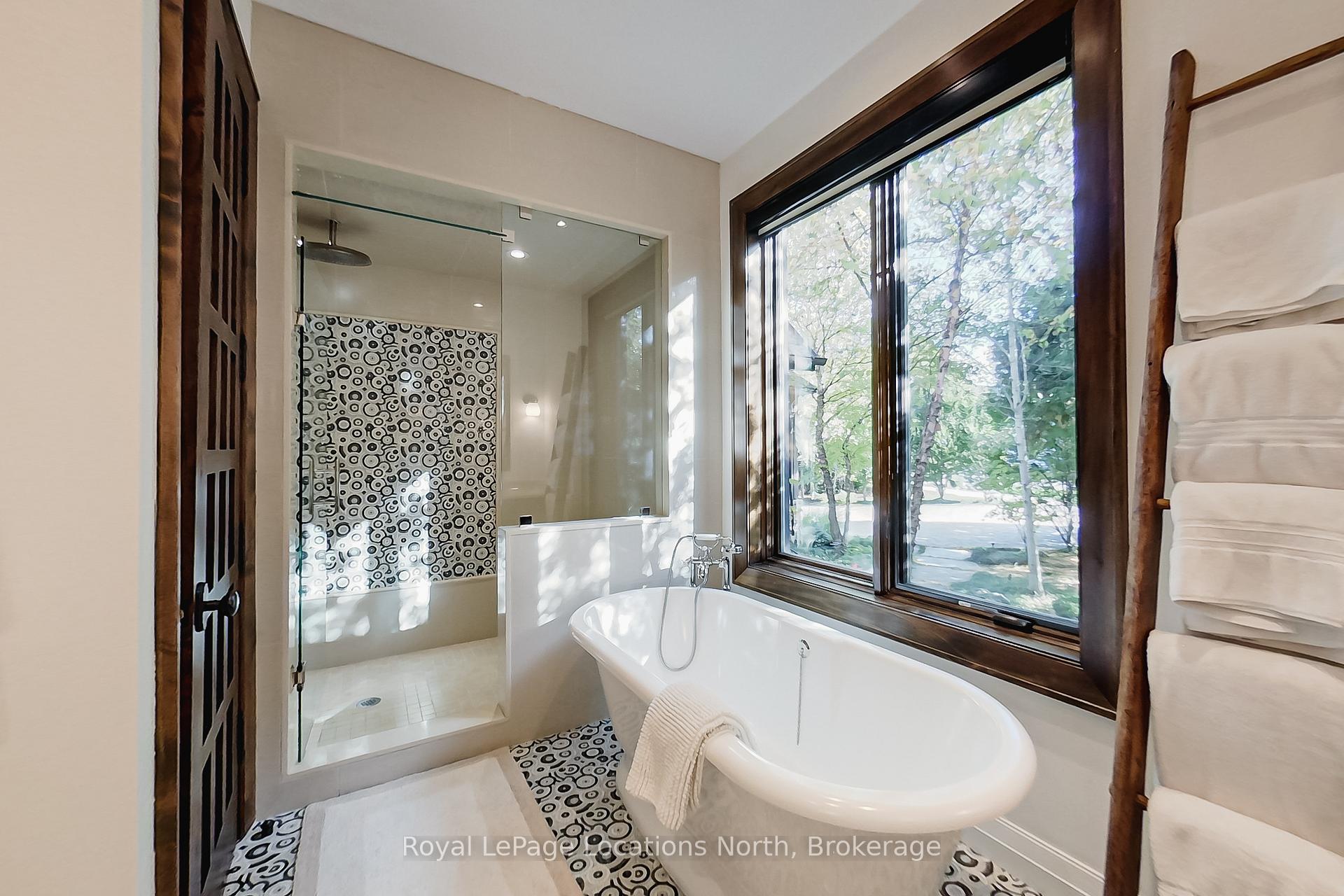 Photo 22 of 115 Ellis Drive, Barrie, 400 East — HOMEH